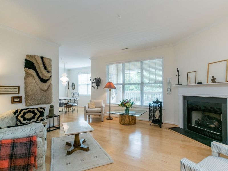 3111 Hemlock Forest Cir #202, Raleigh, NC 27612