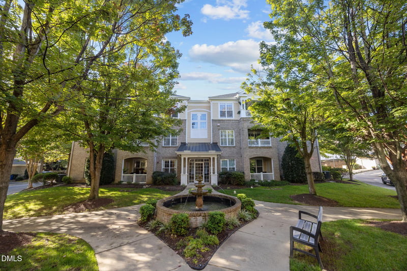 3111 Hemlock Forest Cir #303, Raleigh, NC 27612