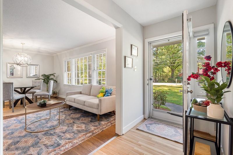 3111 Hope Valley Rd, Durham, NC 27707