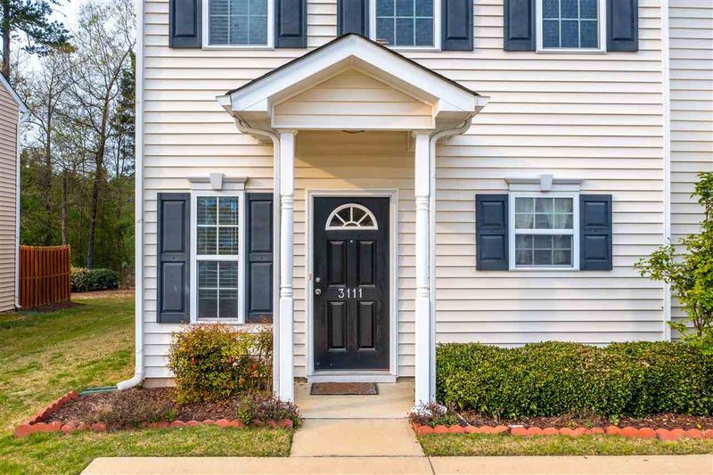 3111 Manhasset Ln, Raleigh, NC 27604