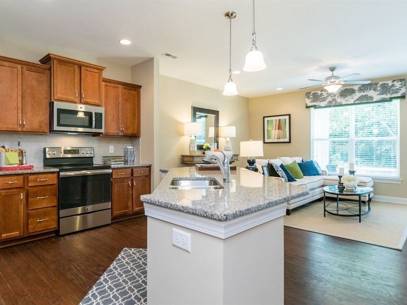 3111 Perrin Dr, Haw River, NC 27258