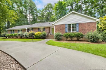 3111 Pine Lake Dr, Sanford, NC 27330