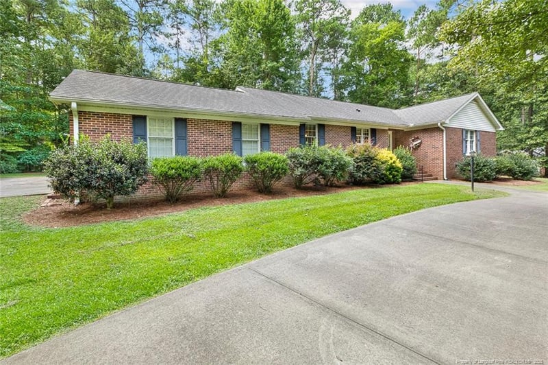3111 Pine Lake Dr, Sanford, NC 27330