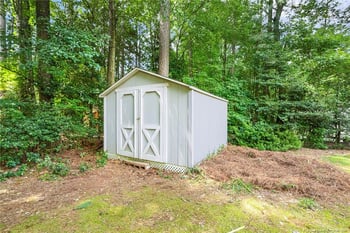 3111 Pine Lake Dr, Sanford, NC 27330