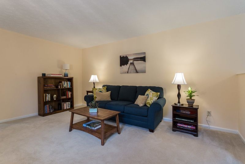 3112 Cool Spring Dr, Chapel Hill, NC 27514