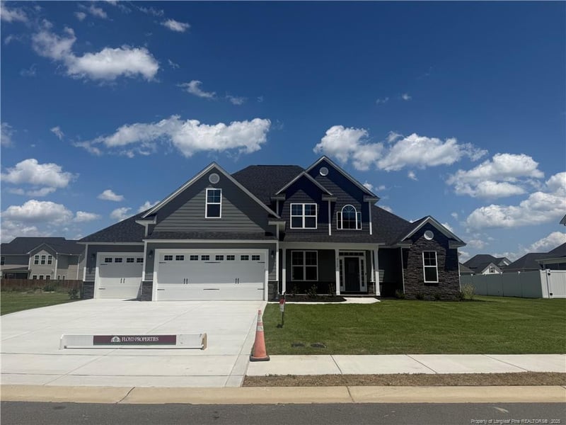 3112 Cragburn Pl, Fayetteville, NC 28306