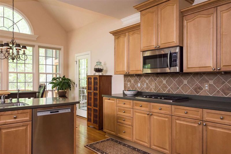 3112 Hemlock Hills Dr, Apex, NC 27539