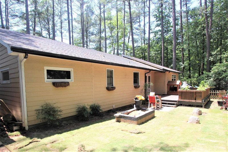 3112 Royal Dr, Sanford, NC 27330