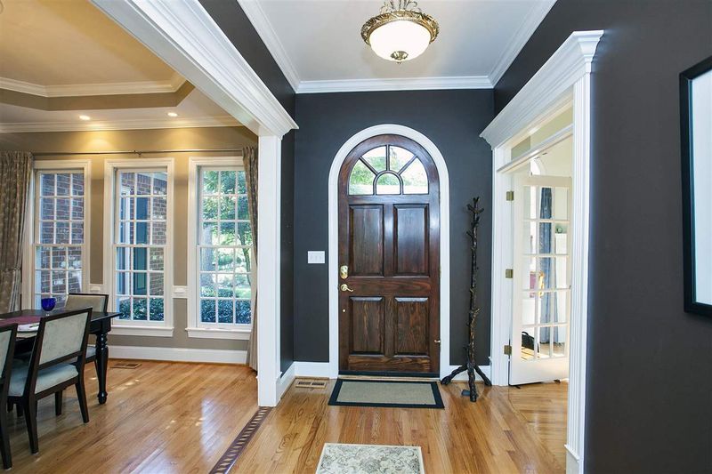 3112 Twin Leaf Dr, Raleigh, NC 27613