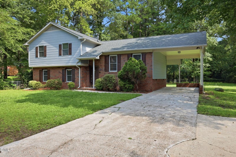 3113 Comstock Rd, Raleigh, NC 27604