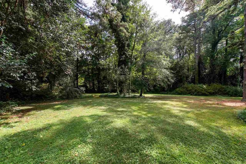 3113 Darien Dr, Raleigh, NC 27607