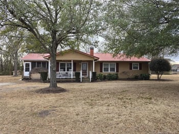 3114 School Rd, Hope Mills, NC 28348