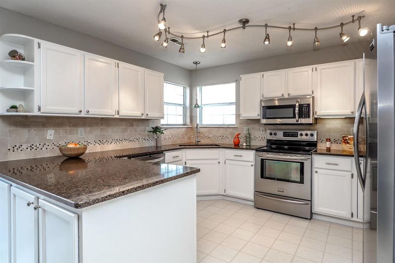 3115 Woodland Park Rd, Durham, NC 27703