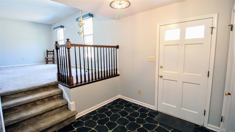 3116 Comstock Rd, Raleigh, NC 27604