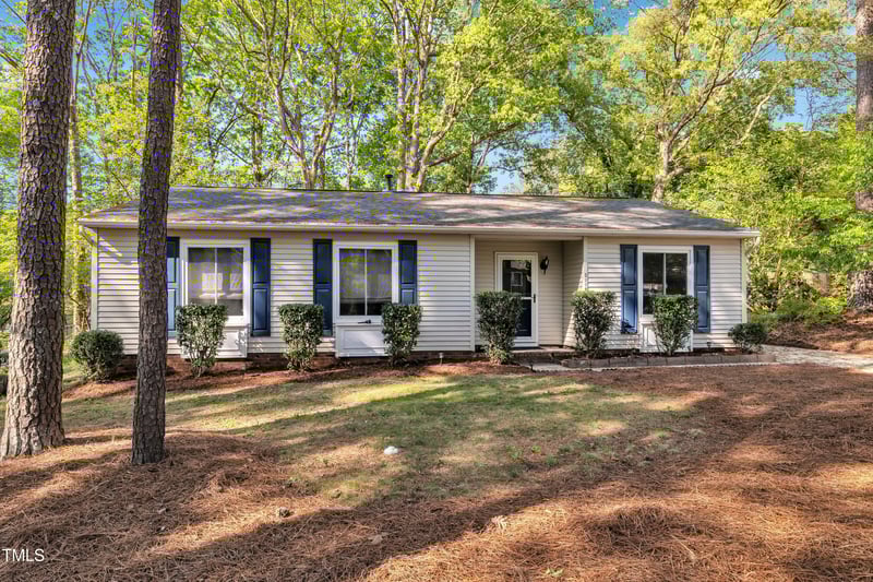 3116 Henslowe Dr, Raleigh, NC 27603