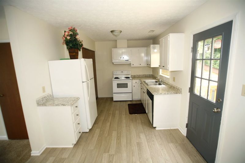 3116 Mcadams Dr, Raleigh, NC 27604
