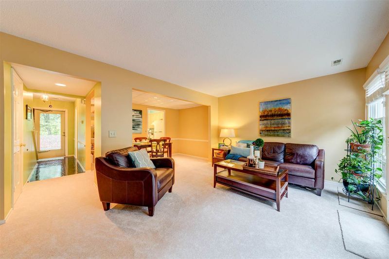 3116 Westbury Dr, Raleigh, NC 27607