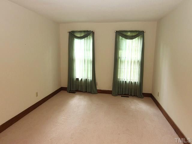 3117 Barnsley Ln, Raleigh, NC 27604