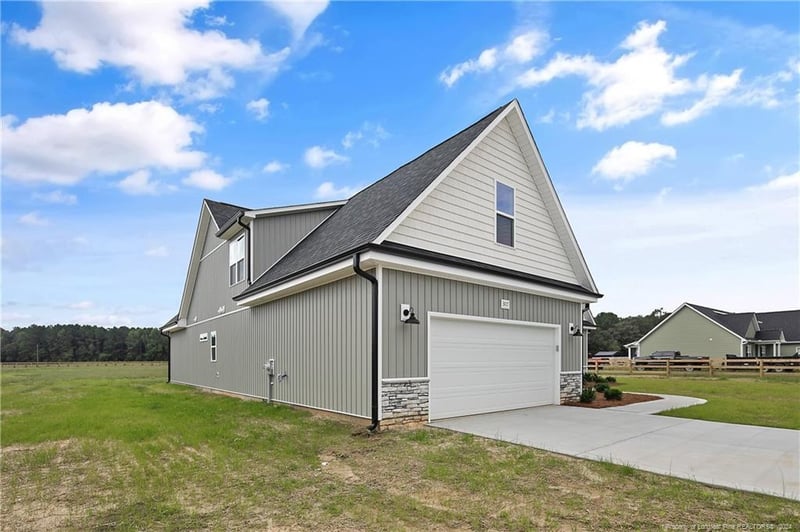 3117 Bladen Union Church Rd, Fayetteville, NC 28306