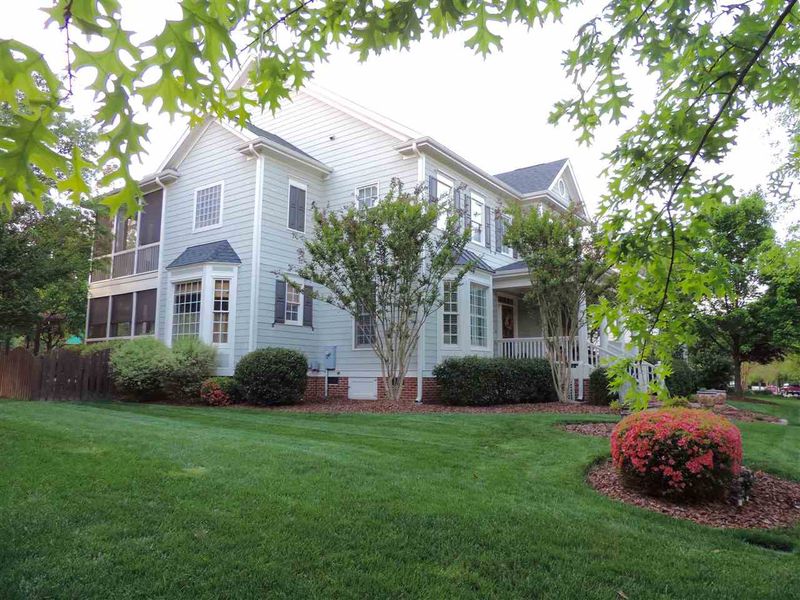 3117 Falls River Ave, Raleigh, NC 27615
