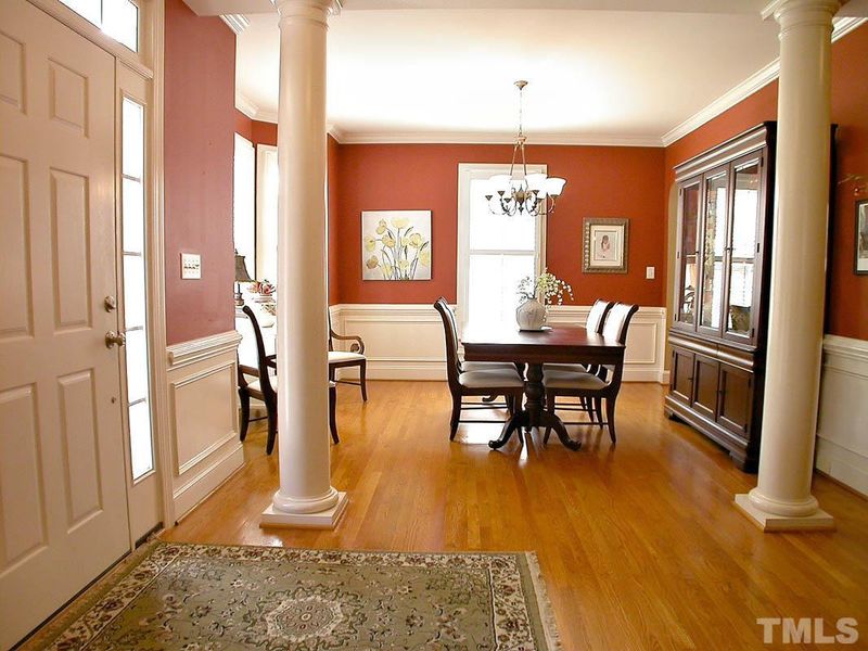 3117 Falls River Ave, Raleigh, NC 27615