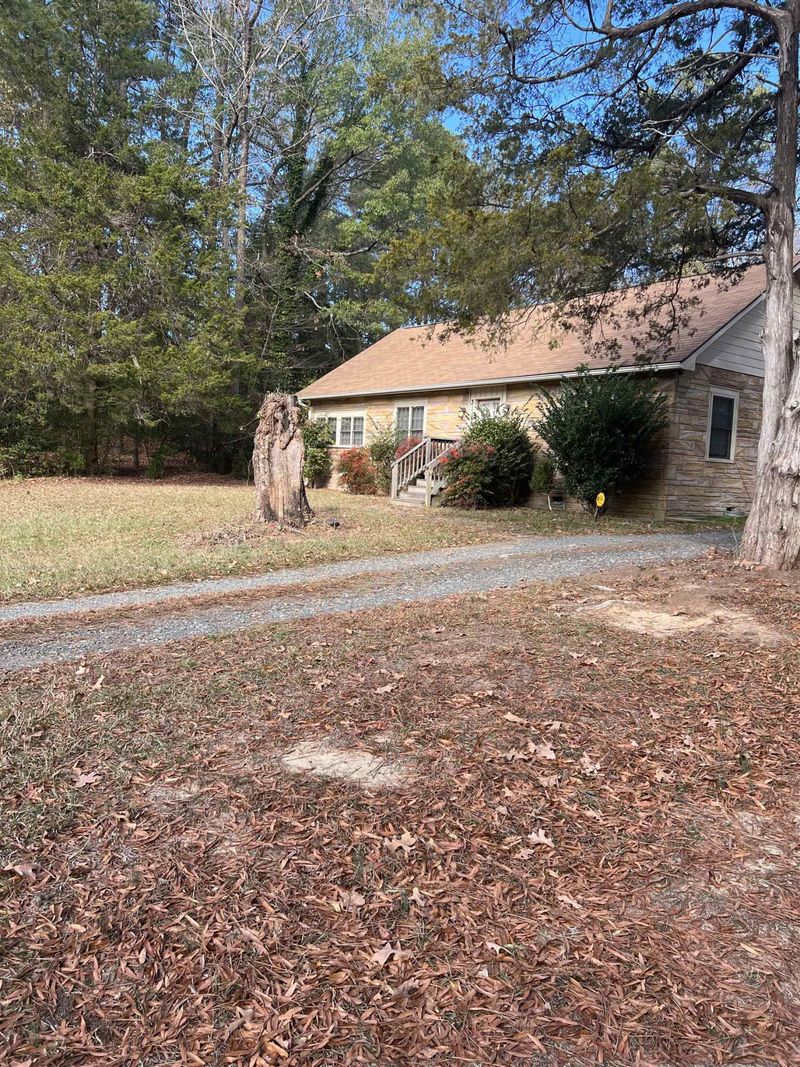 3117 Holloway St, Durham, NC 27703