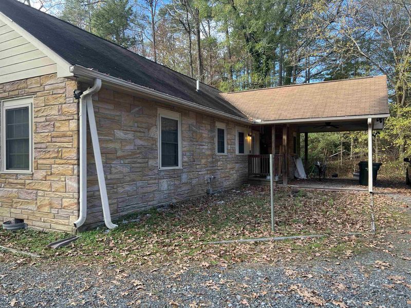 3117 Holloway St, Durham, NC 27703