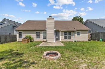 3117 Winesap Rd, Hope Mills, NC 28348