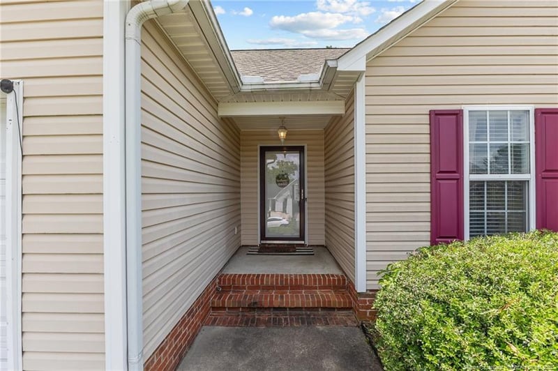 3117 Winesap Rd, Hope Mills, NC 28348