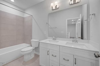 3118 Cathedral Comb Dr #246, Apex, NC 27502