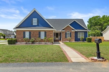 3118 High Plains Dr, Hope Mills, NC 28348