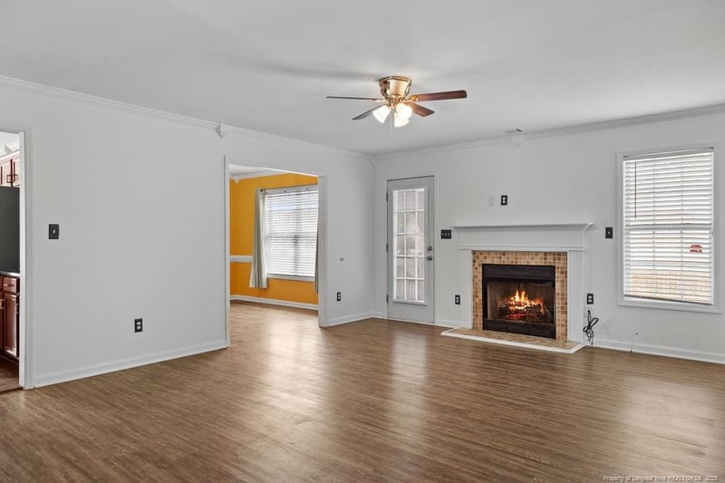 3118 High Plains Dr, Hope Mills, NC 28348