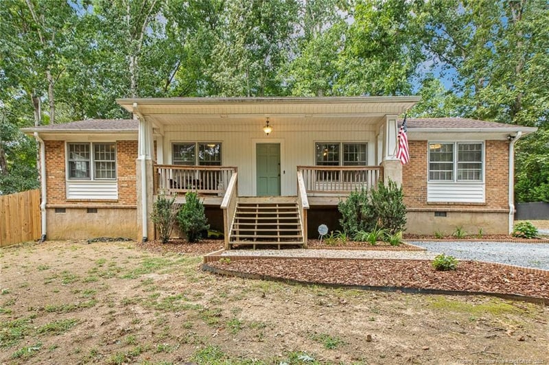 3118 Parkwood Dr, Sanford, NC 27332