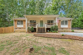 3118 Parkwood Dr, Sanford, NC 27332