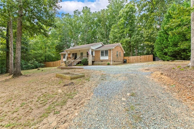 3118 Parkwood Dr, Sanford, NC 27332