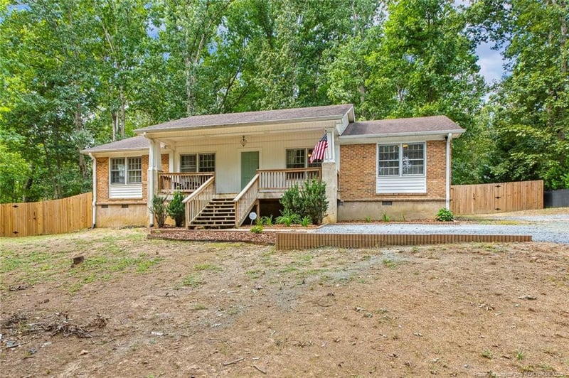 3118 Parkwood Dr, Sanford, NC 27332