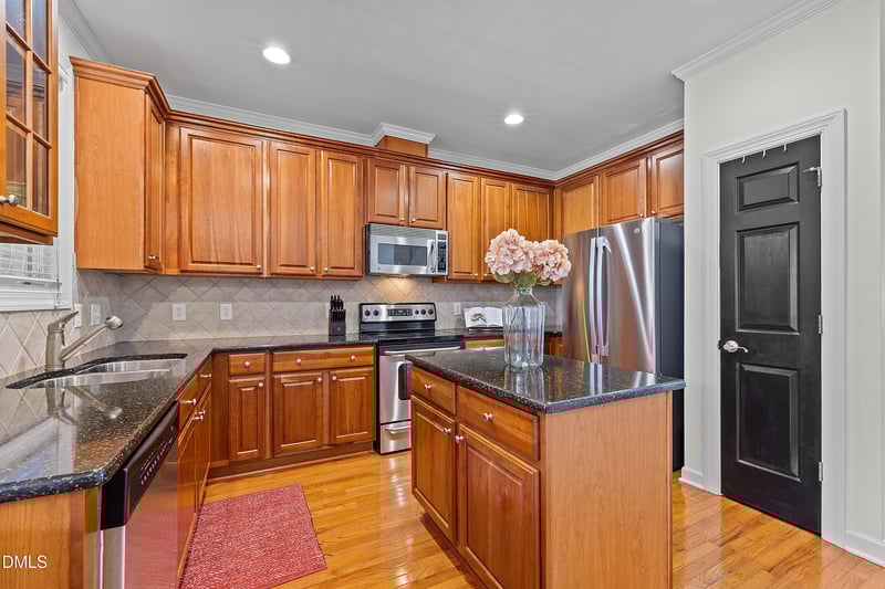 3119 Kentish Town Ln, Raleigh, NC 27612