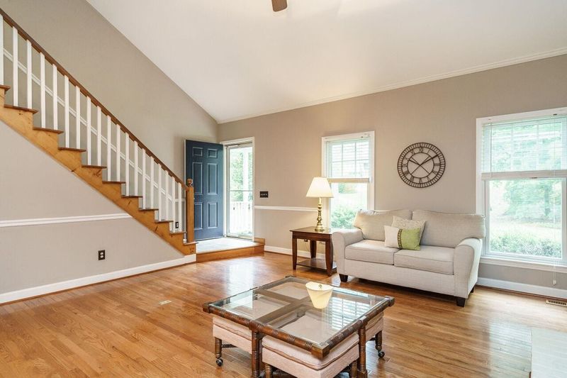 312 Acorn Dr, Sanford, NC 27330