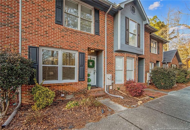 312 Ayrshire Ct, Fayetteville, NC 28311