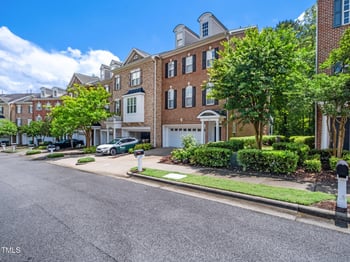 312 Bridgegate Dr, Cary, NC 27519