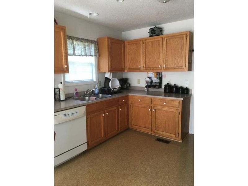312 Caswell St, Burlington, NC 27217