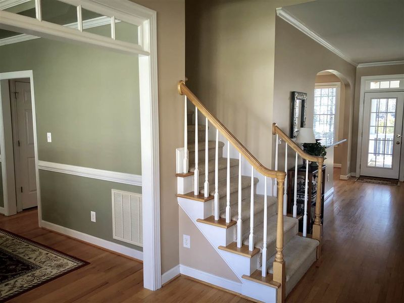 312 Chanticlair Dr, Apex, NC 27502
