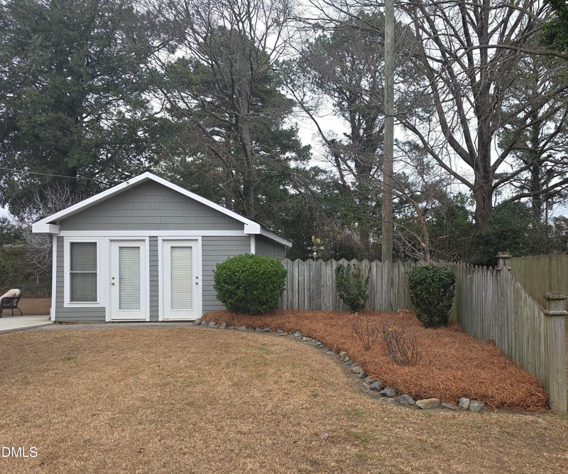 312 Church St, Benson, NC 27504