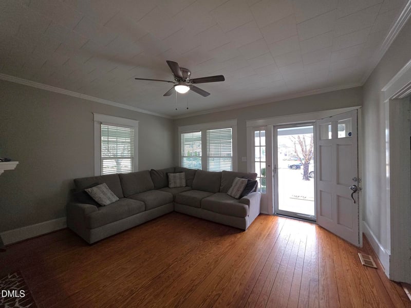 312 Church St, Benson, NC 27504