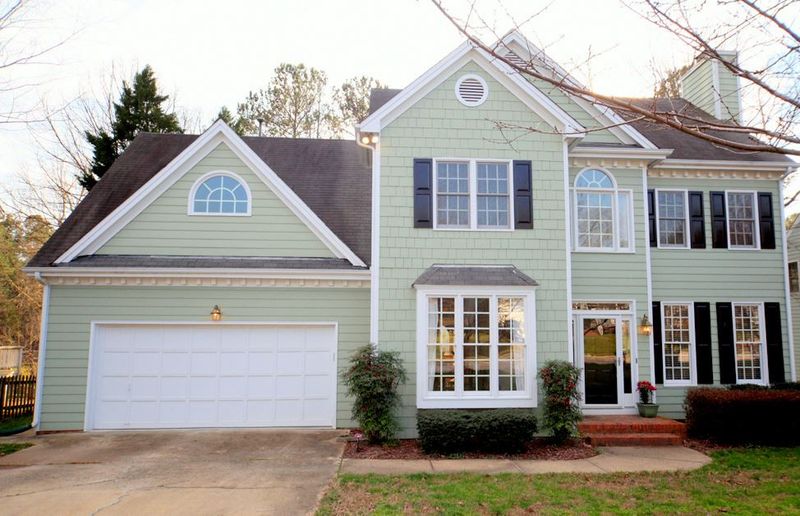 312 Creek Park Dr, Cary, NC 27513