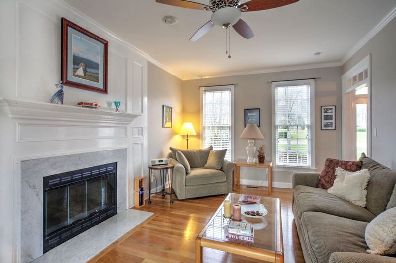 312 Creek Park Dr, Cary, NC 27513