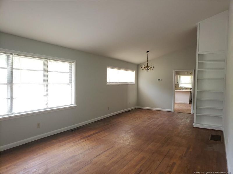 312 Devane St, Fayetteville, NC 28305