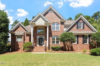312 Flint Point Ln, Holly Springs, NC 27540