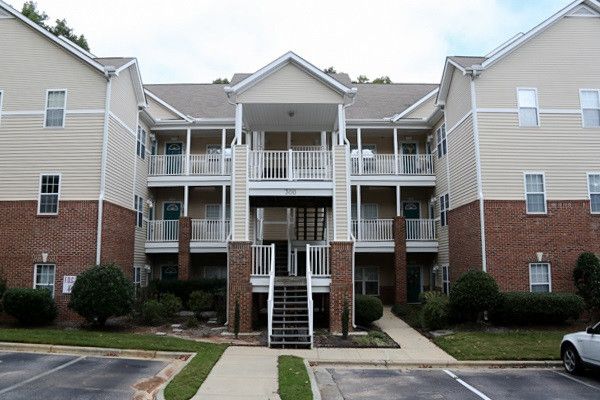 312 Glenolden Ct #none, Cary, NC 27513