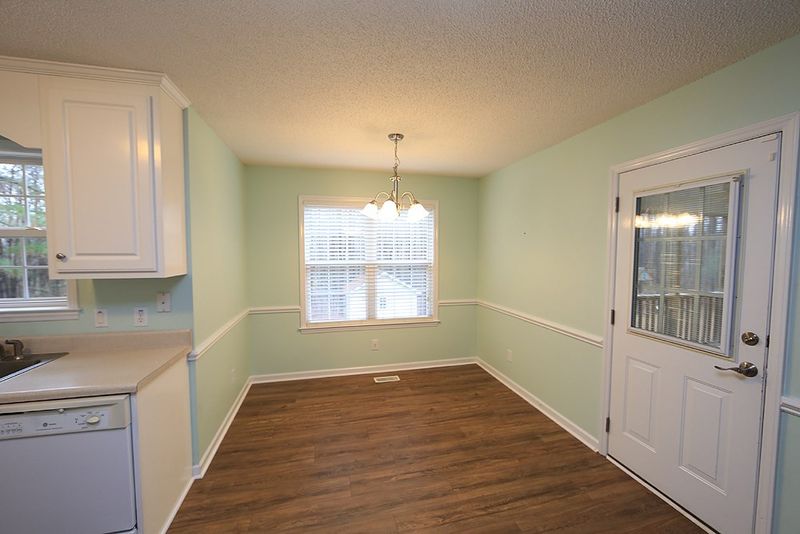 312 Gordon Farm Dr, Benson, NC 27504